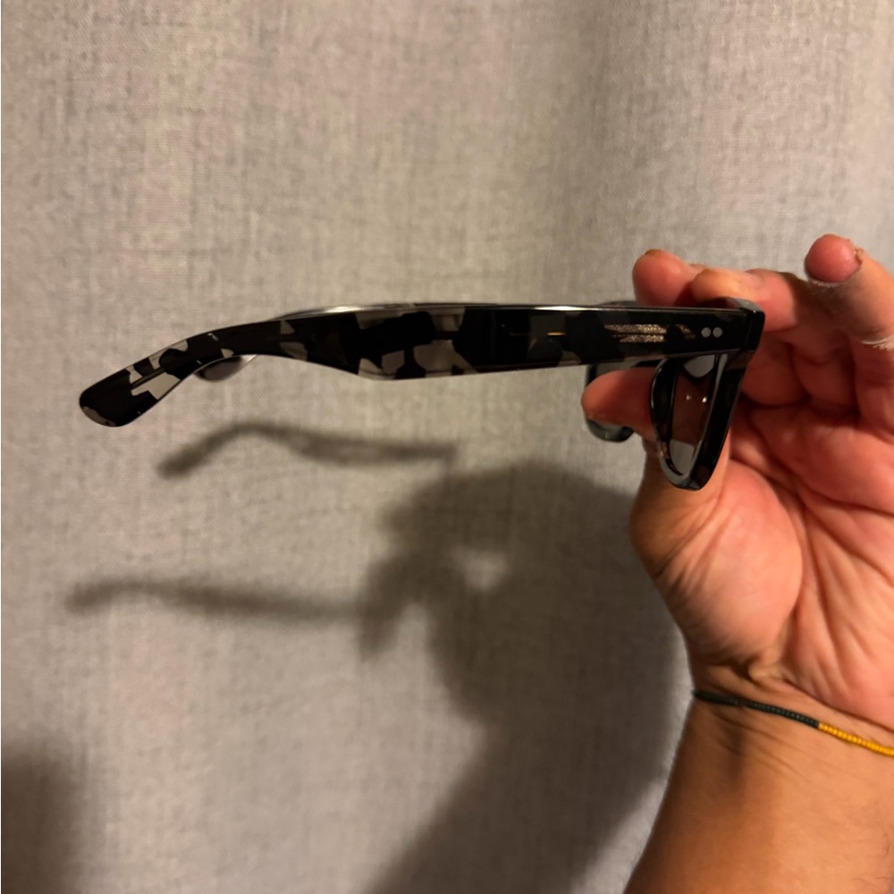 NWT - Caddis Tortoiseshell polarized Sunglasses - Gray Lenses- never used! - Picture 6 of 8